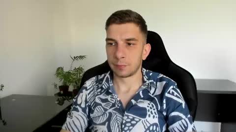 Andrew C. online show from June 22, 11:50 am