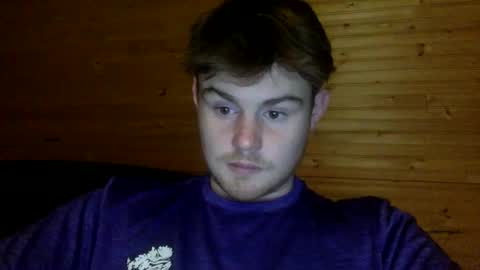 ryanhung_57 online show from December 19, 5:18 am