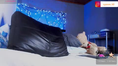 Ryannhill  online show from October 16, 7:08 am