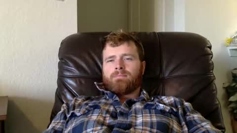 Snapshot of ryanoliver83 chatting on January 25, 9:46 pm Ryan Oliver online show from January 25, 9:46 pm