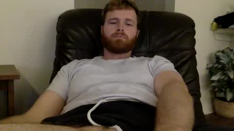 Snapshot of ryanoliver83 chatting on January 20, 2:53 am Ryan Oliver online show from January 20, 2:53 am