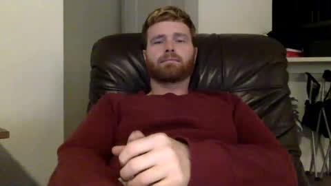 Snapshot of ryanoliver83 chatting on January 1, 2:41 am Ryan Oliver online show from January 1, 2:41 am