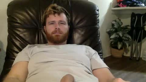 Snapshot of ryanoliver83 chatting on February 22, 3:23 am Ryan Oliver online show from February 22, 3:23 am