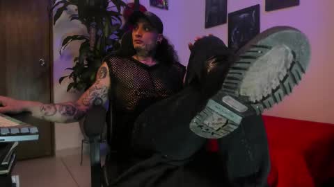 leopmonk help me reach 100 thumbs up online show from September 12, 1:35 pm