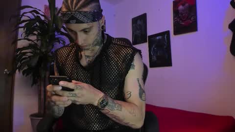 leopmonk help me reach 100 thumbs up online show from September 22, 1:04 pm