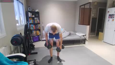 Snapshot of ryukukamifr chatting on September 16, 4:54 pm Ryuk FR online show from September 16, 4:54 pm