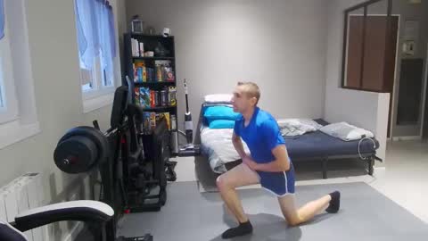 Snapshot of ryukukamifr chatting on September 30, 5:12 pm Ryuk FR online show from September 30, 5:12 pm