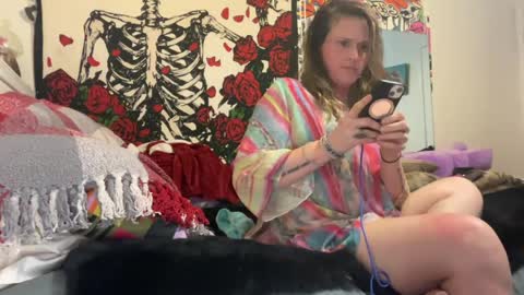 s1nderlee online show from April 4, 5:25 am