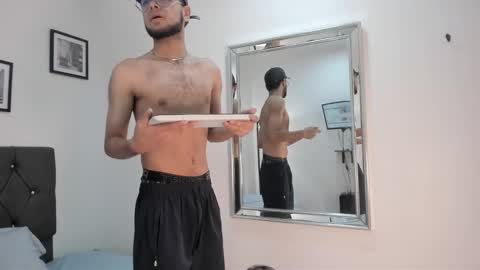 Sam  online show from March 13, 9:07 pm