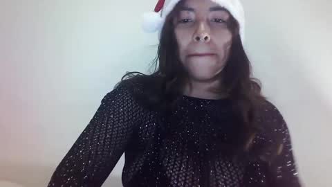 Snapshot of saavaghechick chatting on December 5, 12:03 am Jeane online show from December 5, 12:03 am