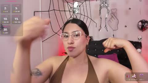 saaya_tay online show from October 24, 3:40 am