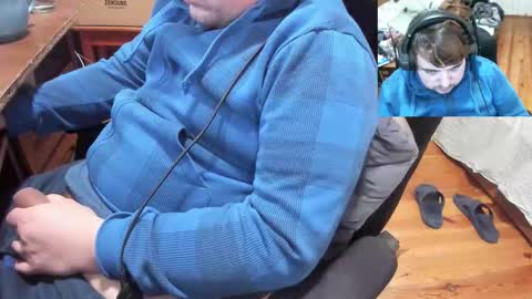 1141323  my Lord Mister Max   moms treasure online show from February 23, 12:18 pm