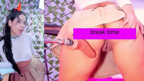 Sabrina Adams online show from November 25, 11:03 pm