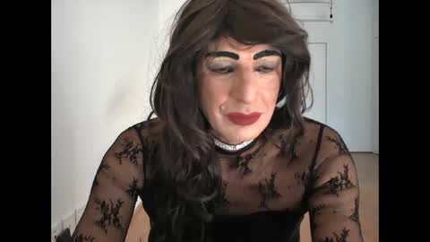 Snapshot of sabry_98 chatting on October 3, 8:44 am Sabrina online show from October 3, 8:44 am