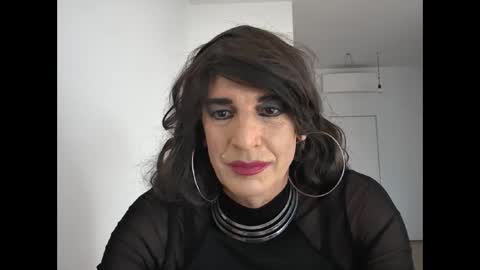 Snapshot of sabry_98 chatting on December 2, 9:30 am Sabrina online show from December 2, 9:30 am