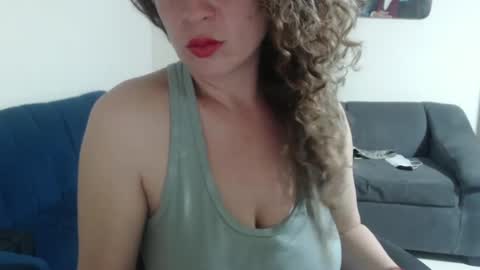 sacrletardiente online show from October 4, 9:56 pm