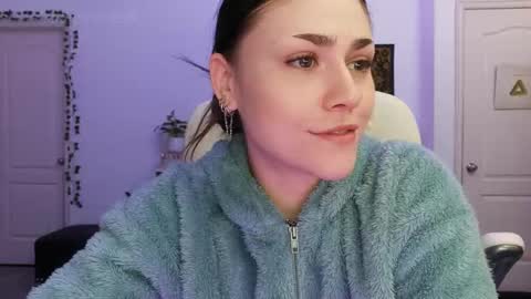 Sadie Renee  online show from November 22, 1:37 am