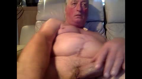 sail_naked online show from February 7, 4:32 pm