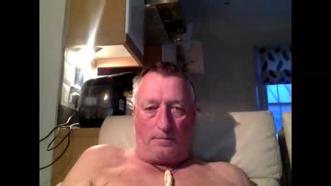 sail_naked online show from April 11, 7:07 pm