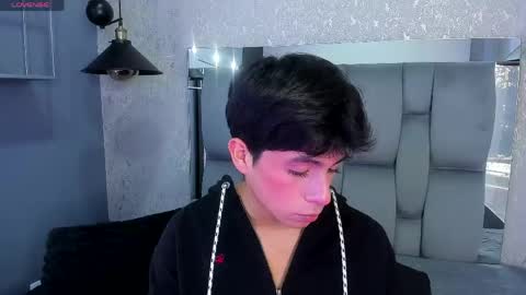 Santi online show from May 29, 1:42 pm
