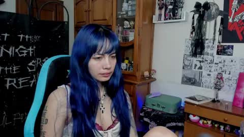    online show from May 21, 8:21 am