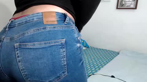 Sarah online show from December 20, 4:31 am