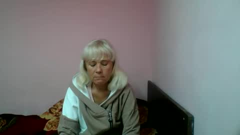 Snapshot of sakura_blonde chatting on September 24, 7:20 pm sakura_blonde online show from September 24, 7:20 pm