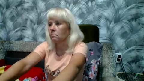 Snapshot of sakura_blonde chatting on October 10, 10:10 am sakura_blonde online show from October 10, 10:10 am