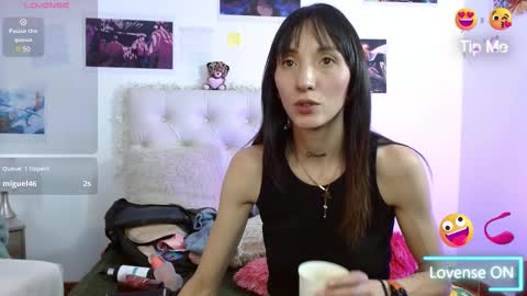 Sakura Skinny online show from February 19, 9:03 pm