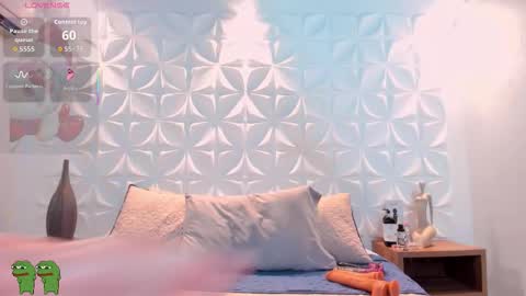 salem_rose01 online show from January 7, 2:49 am