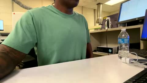 Cum Hanks online show from March 7, 4:07 pm