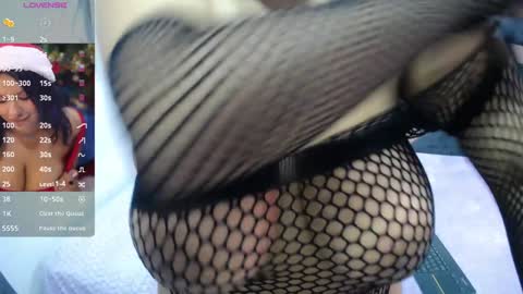 salii_poison online show from December 12, 7:15 pm