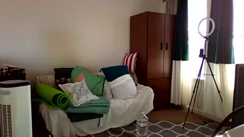 Snapshot of salis1981 chatting on March 3, 11:56 pm salis1981 online show from March 3, 11:56 pm