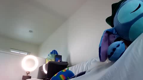 Snapshot of salis1981 chatting on February 2, 9:45 pm salis1981 online show from February 2, 9:45 pm