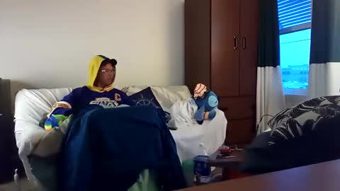 Snapshot of salis1981 chatting on February 2, 1:12 am salis1981 online show from February 2, 1:12 am