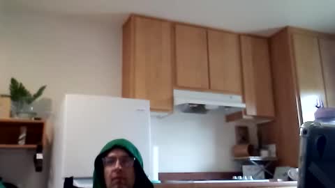 salis1981 online show from November 14, 6:54 pm