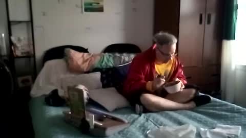 Snapshot of salis1981 chatting on September 19, 1:10 am salis1981 online show from September 19, 1:10 am