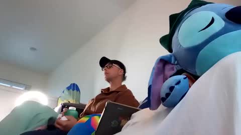 Snapshot of salis1981 chatting on February 3, 12:47 am salis1981 online show from February 3, 12:47 am