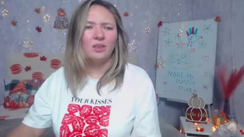 Sally online show from November 15, 8:10 pm