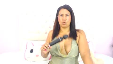 salome_queen27 online show from May 25, 11:38 am