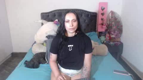 yenny online show from November 6, 4:37 am