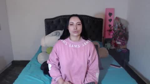 yenny online show from February 24, 3:31 am