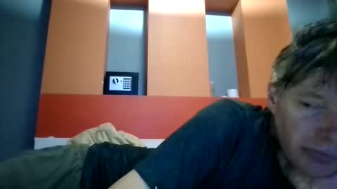 salsapaulus online show from February 17, 9:03 am