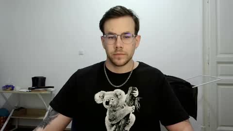 Zac online show from March 5, 10:21 pm