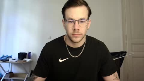 Zac online show from March 2, 10:14 am