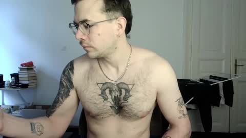 Zac online show from February 27, 9:07 am