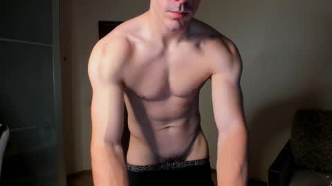 Snapshot of sam_huston18 chatting on September 15, 10:33 pm BACK IN 2 WEEKS online show from September 15, 10:33 pm