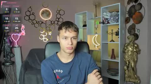 Sam online show from October 17, 5:55 am