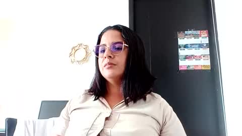 SAMANTA OWEN online show from November 5, 9:06 pm