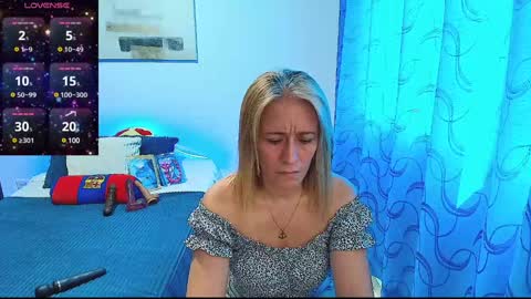 Samanta Stone online show from February 7, 9:04 pm